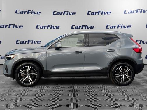 2023 Volvo XC40 B5 Core