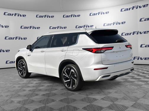 2023 Mitsubishi Outlander PHEV SEL