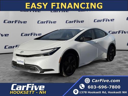 2025 Toyota Prius Plug-In Hybrid SE