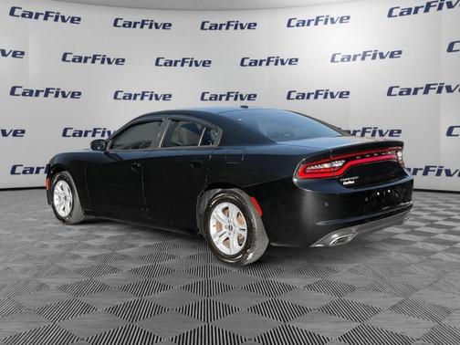 2015 Dodge Charger SE