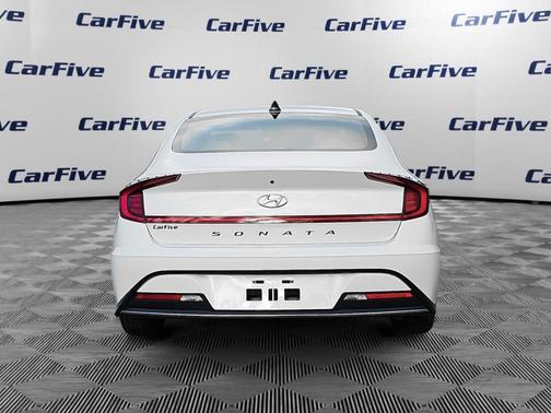 2021 Hyundai SONATA SE