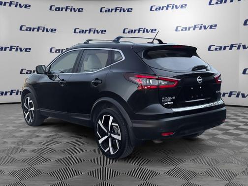 2022 Nissan Rogue Sport SL