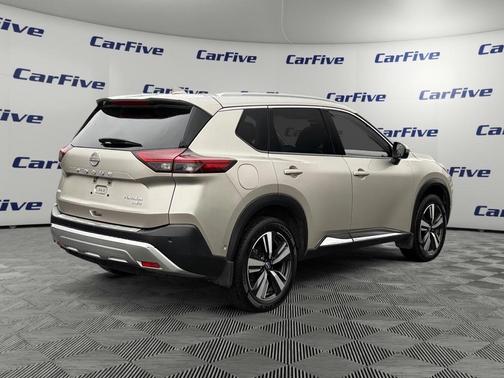 Champagne Silver Metallic 2022 Nissan Rogue Platinum