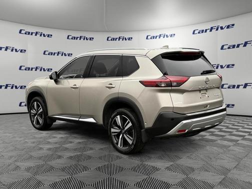 Champagne Silver Metallic 2022 Nissan Rogue Platinum