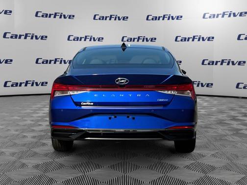 2022 Hyundai ELANTRA Limited
