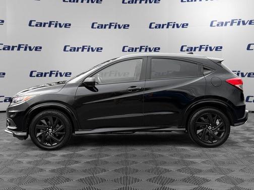 Crystal Black Pearl 2021 Honda HR-V AWD Sport