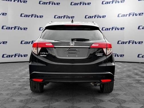 Crystal Black Pearl 2021 Honda HR-V AWD Sport