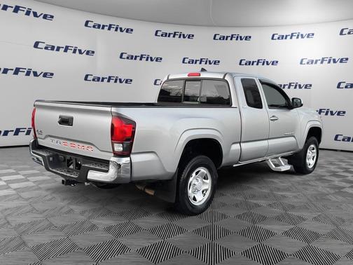 2018 Toyota Tacoma SR5