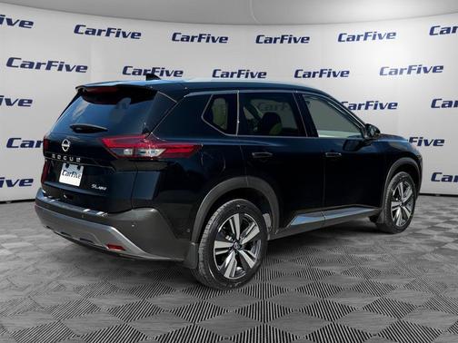 Super Black 2023 Nissan Rogue SL