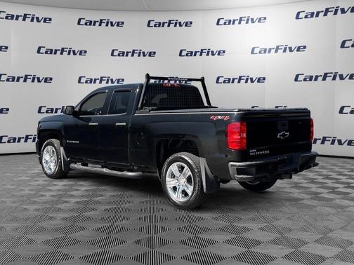 Black 2018 Chevrolet Silverado 1500 Custom