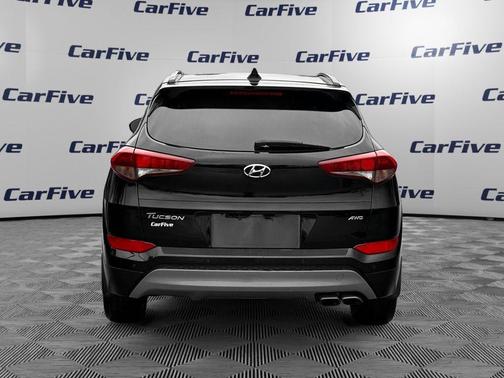 Black Noir Pearl 2018 Hyundai TUCSON Value