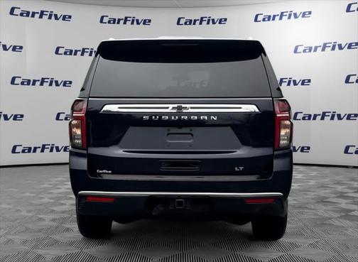 2022 Chevrolet Suburban LT