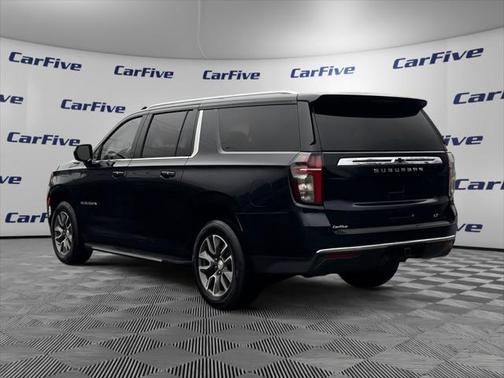 2022 Chevrolet Suburban LT