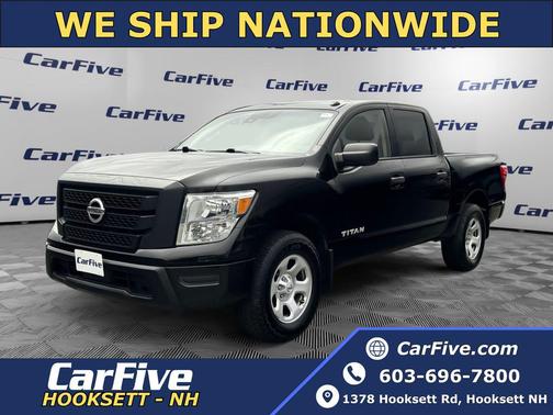 Super Black 2021 Nissan Titan S