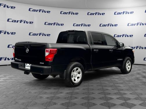 Super Black 2021 Nissan Titan S