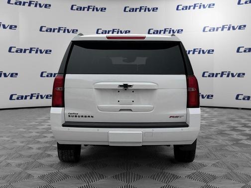 Summit White 2020 Chevrolet Suburban Premier