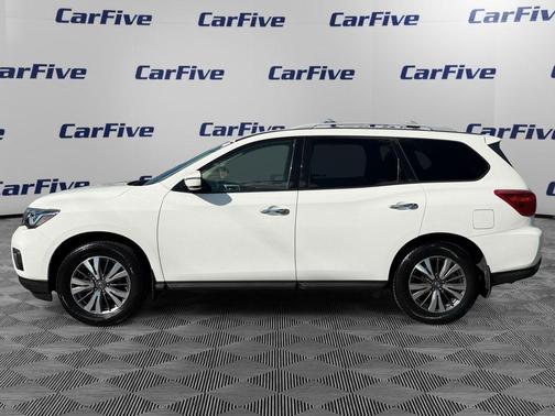 Glacier White 2018 Nissan Pathfinder S