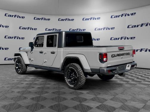 2021 Jeep Gladiator Sport