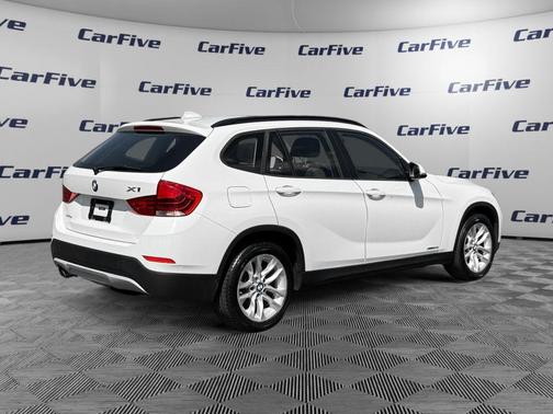 Alpine White 2015 BMW X1 xDrive 28i