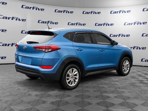 Caribbean Blue 2016 Hyundai TUCSON SE