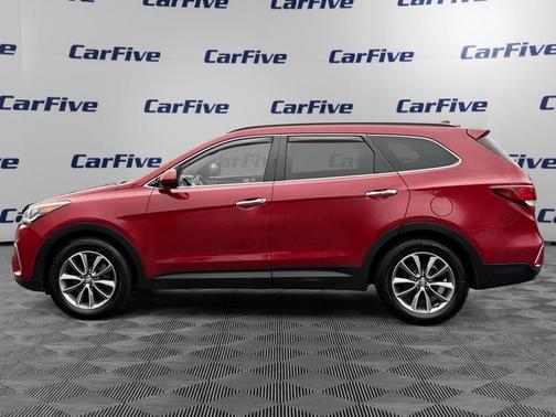 2017 Hyundai SANTA FE SE
