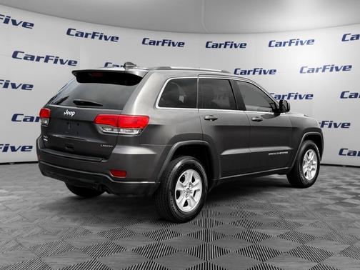 Granite Crystal Metallic Clearcoat 2015 Jeep Grand Cherokee Laredo