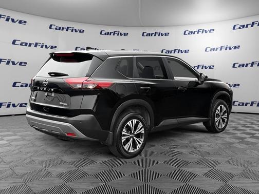 Super Black 2023 Nissan Rogue SV