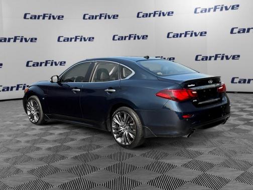 2016 INFINITI Q70 3.7X