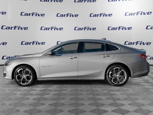 Sterling Gray Metallic 2023 Chevrolet Malibu FWD 1LT