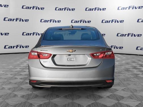 Sterling Gray Metallic 2023 Chevrolet Malibu FWD 1LT