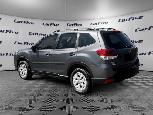 2022 Subaru Forester Base