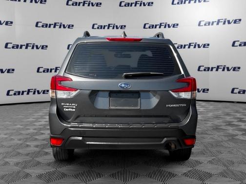 2022 Subaru Forester Base