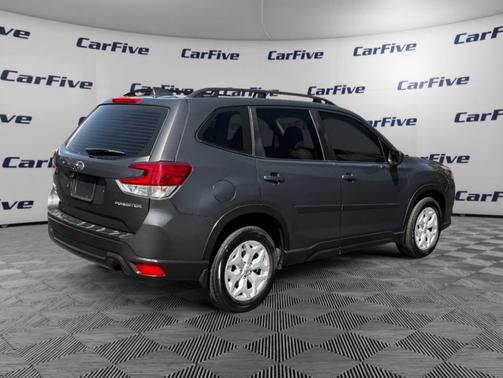 2022 Subaru Forester Base