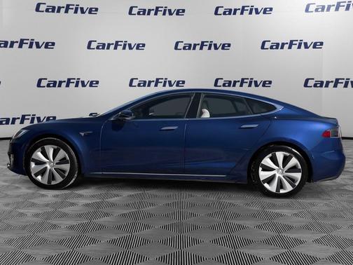 2020 Tesla Model S Long Range