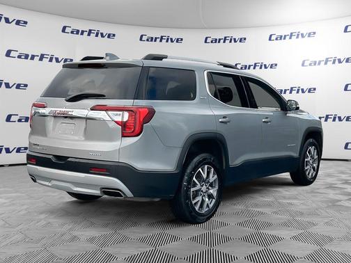 2023 GMC Acadia AWD SLT