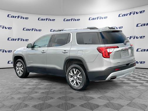 2023 GMC Acadia AWD SLT