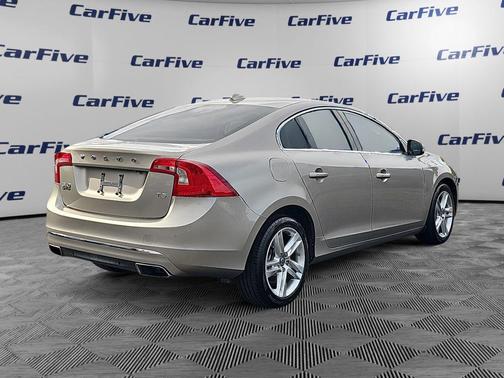 2015 Volvo S60 T5 Premier Plus