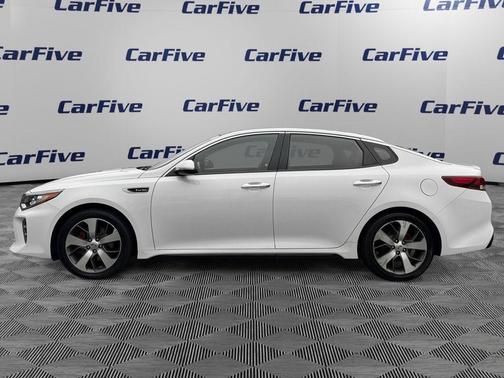 Snow White Pearl 2017 Kia Optima SX Turbo