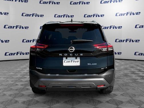 Super Black 2023 Nissan Rogue SL