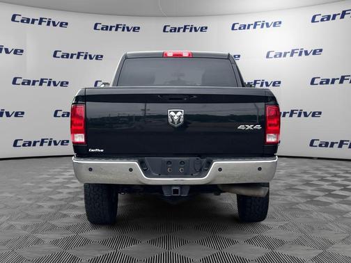 2017 RAM 2500 Tradesman Crew Cab 4x4 6'4' Box