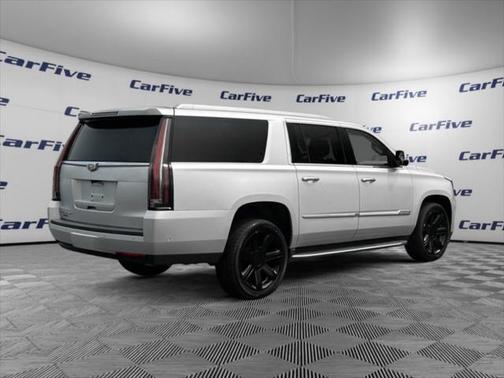 2020 Cadillac Escalade ESV Luxury