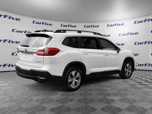Crystal White Pearl 2021 Subaru Ascent Premium 8-Passenger