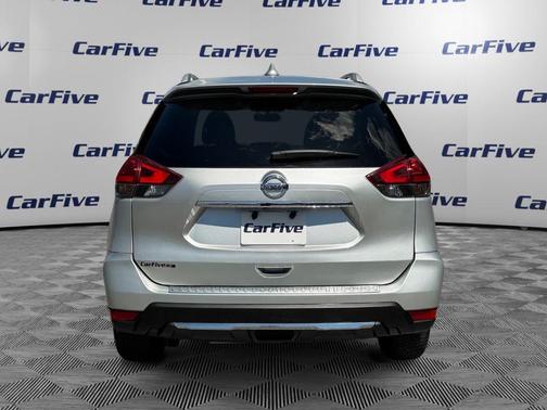 Brilliant Silver 2018 Nissan Rogue SV