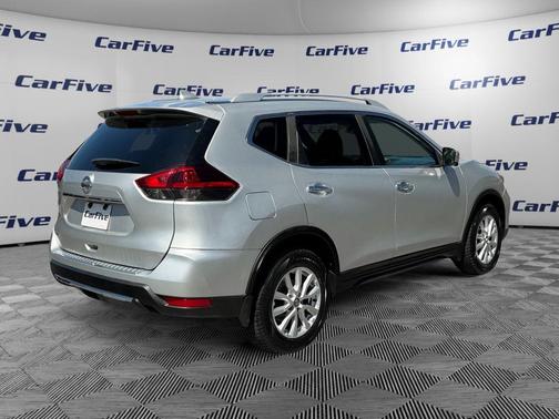 Brilliant Silver 2018 Nissan Rogue SV