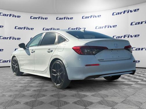 Platinum White Pearl 2024 Honda Civic Sport