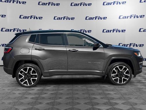 Granite Crystal Metallic Clearcoat 2018 Jeep Compass Limited