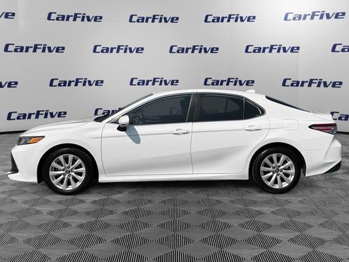 Super White 2019 Toyota Camry LE