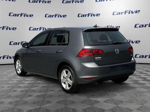 2017 Volkswagen Golf TSI S 4-Door