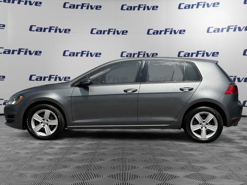 2017 Volkswagen Golf TSI S 4-Door