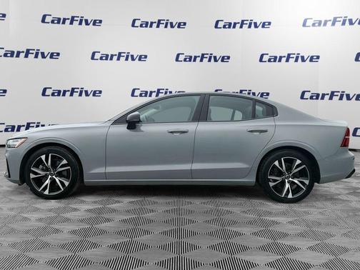 2025 Volvo S60 B5 Core